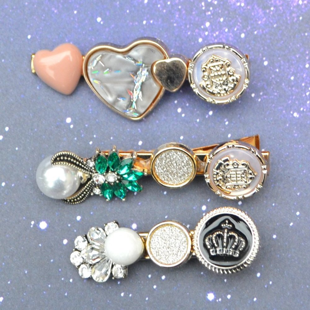 NWT Set of Three Pearl Rhinestone Hairclips